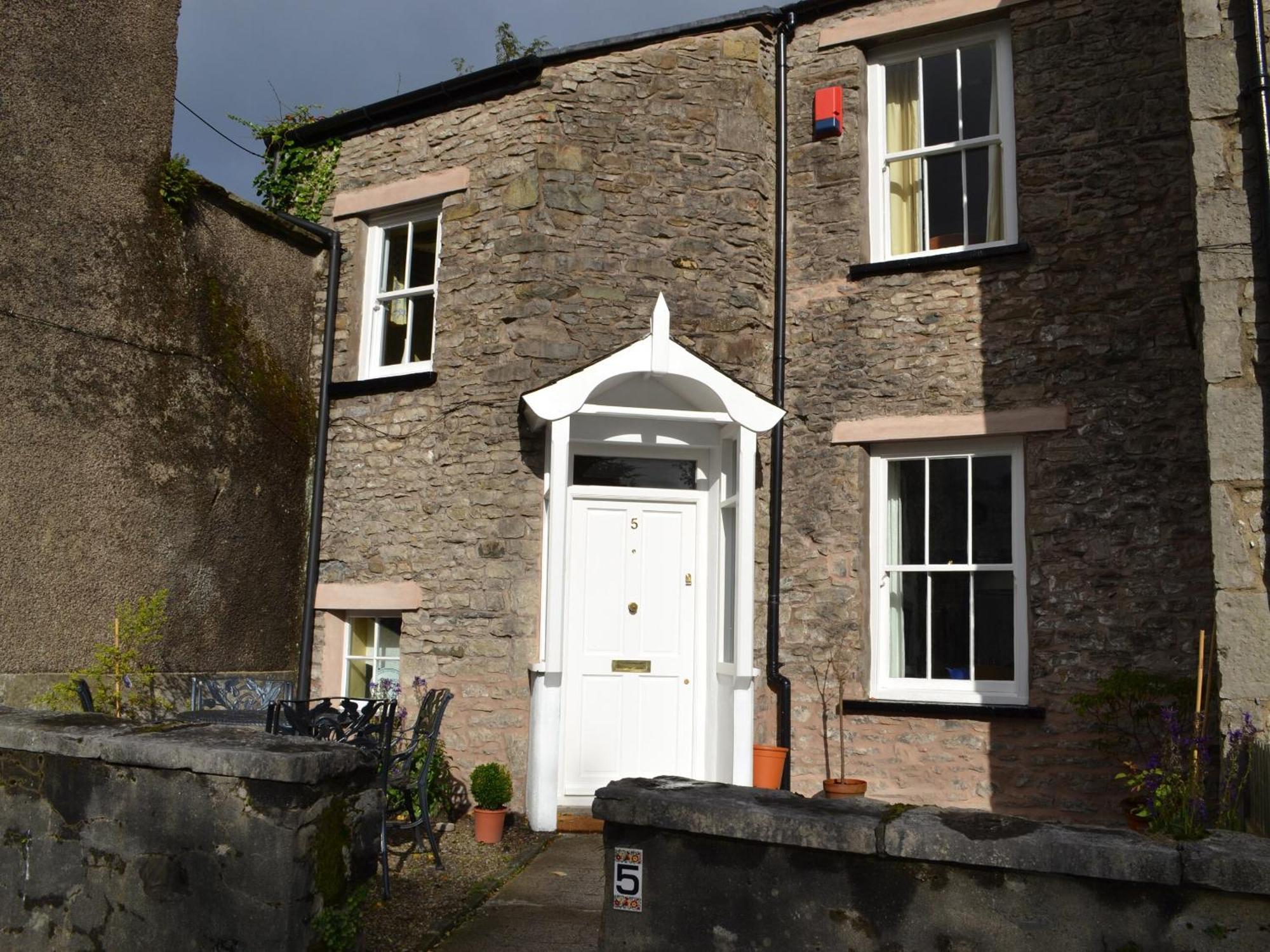 Church Walk Cottage Kendal Eksteriør bilde